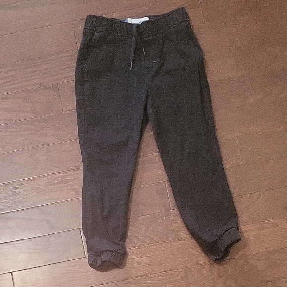 Old Navy Black Kids Joggers - Picture 1 of 4